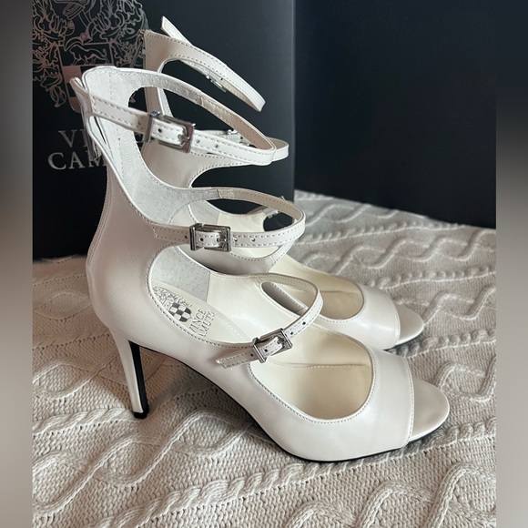 NEW! Vince Camuto Leather Coconut Cream Heels Designer Women’s Size 7.5 - Picture 10 of 16